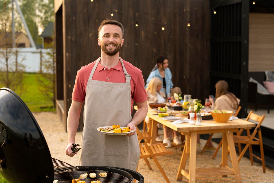 Ultimate Comfort: The Best BBQ Aprons For Grilling